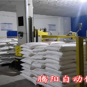 玉米粉碼垛機器人減少了包裝材料的破損和浪費